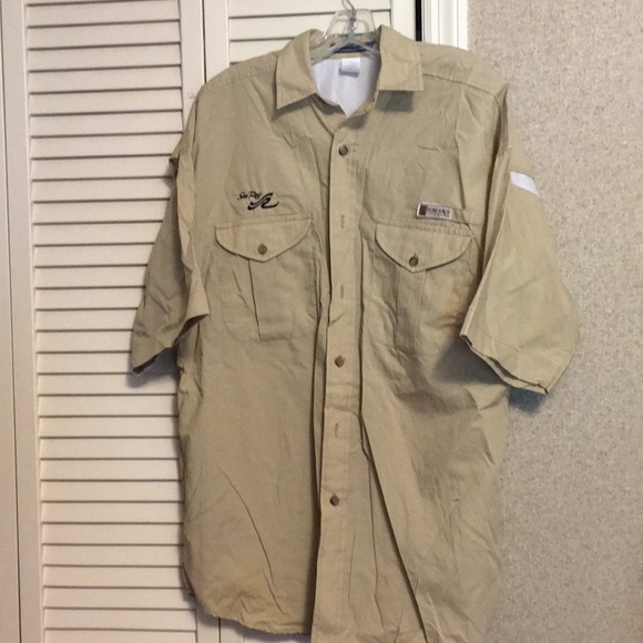 Bear Back | Shirts | New Fishing Shirt Searay | Poshmark